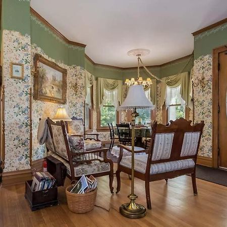 Kingsley House Bed & Breakfast - Full Home Fennville Exteriér fotografie
