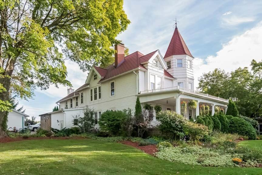Kingsley House Bed & Breakfast - Full Home Fennville Exteriér fotografie